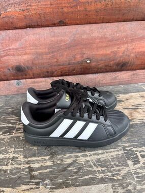 adidas Women’s Black and White Classic Court Sneakers